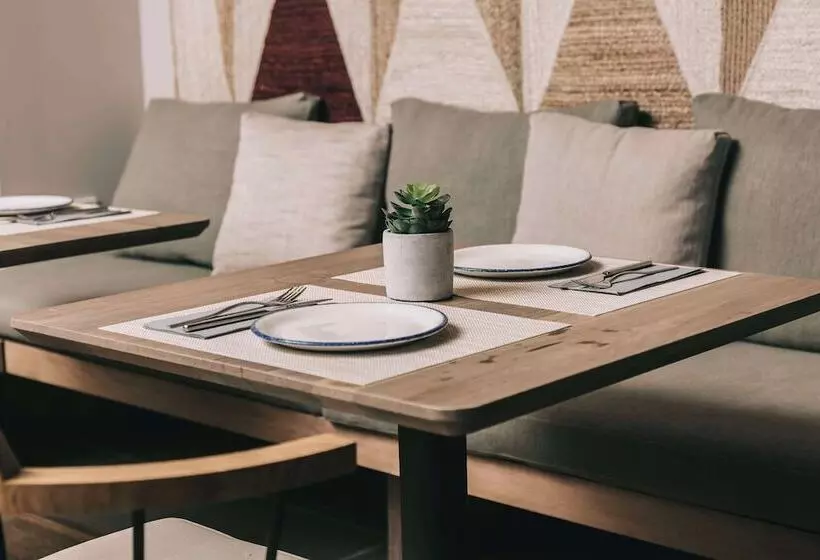 酒店 NH Madrid Zurbano