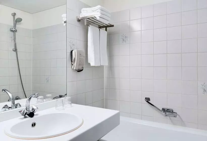 酒店 NH Madrid Zurbano