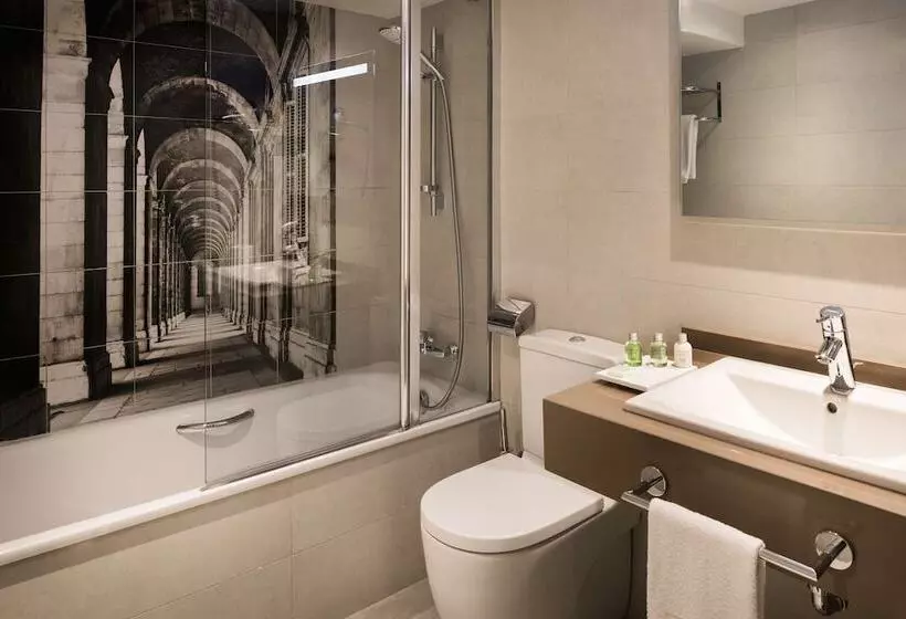 酒店 NH Madrid Zurbano