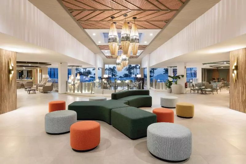 Hotel Riu Paraiso Lanzarote - All Inclusive