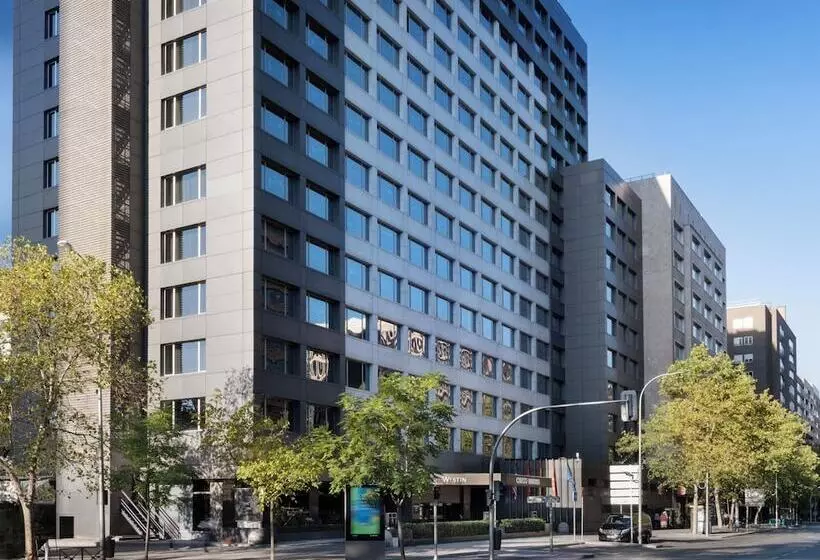 هتل The Westin Madrid Cuzco