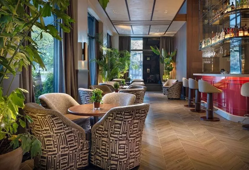هتل The Westin Madrid Cuzco