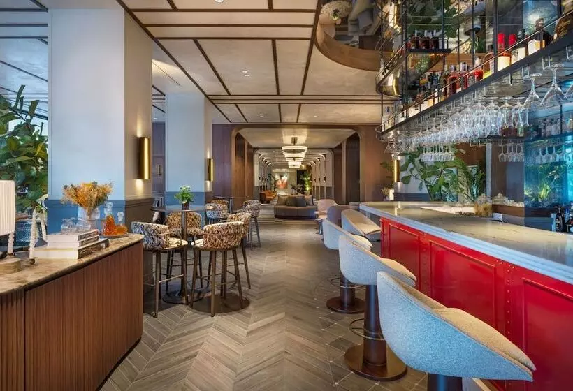 هتل The Westin Madrid Cuzco