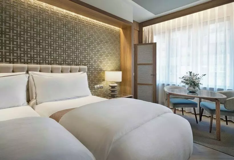 The Westin Madrid Cuzco