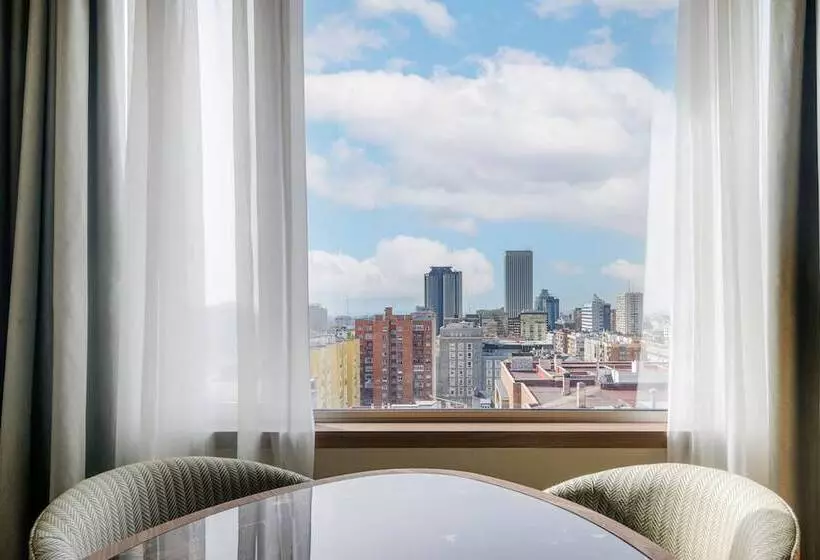 هتل The Westin Madrid Cuzco