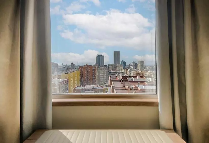 هتل The Westin Madrid Cuzco
