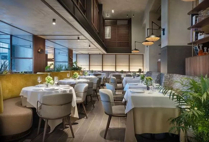 هتل The Westin Madrid Cuzco