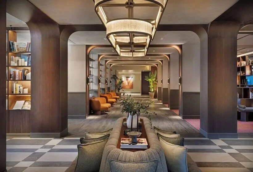 هتل The Westin Madrid Cuzco