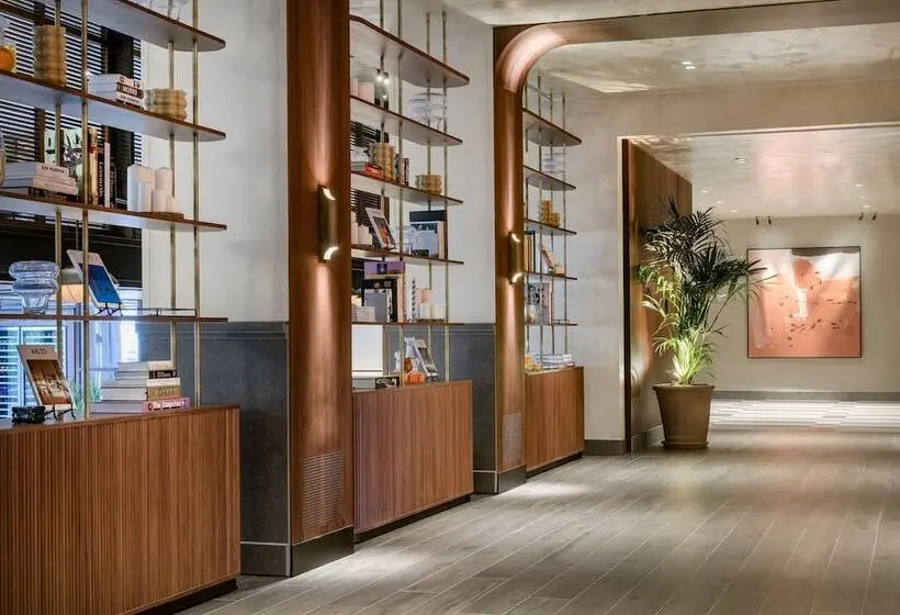 هتل The Westin Madrid Cuzco