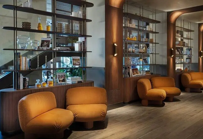 هتل The Westin Madrid Cuzco