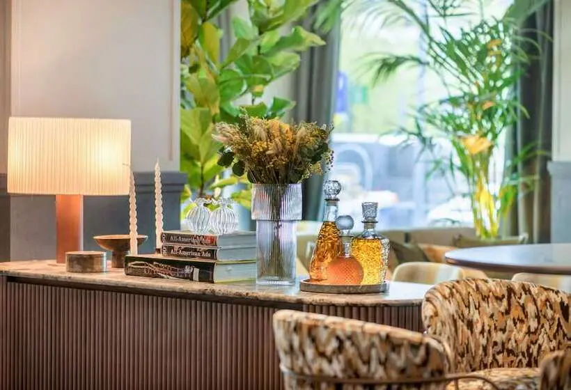 هتل The Westin Madrid Cuzco