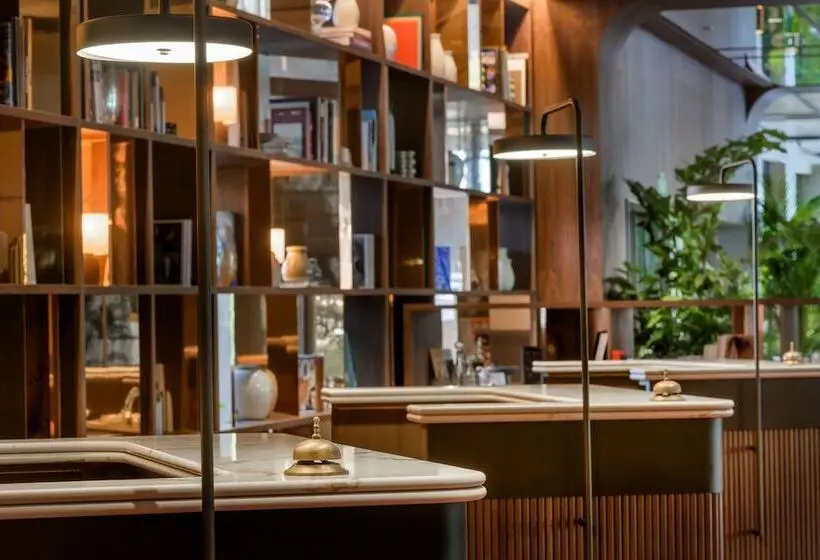 هتل The Westin Madrid Cuzco