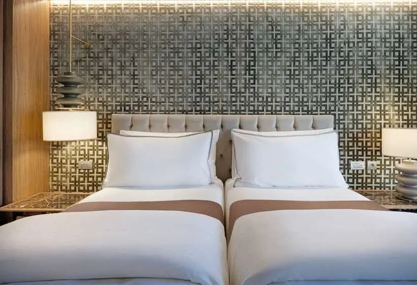 هتل The Westin Madrid Cuzco