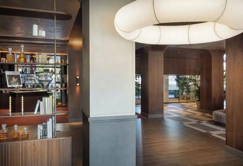 هتل The Westin Madrid Cuzco