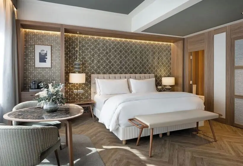 هتل The Westin Madrid Cuzco