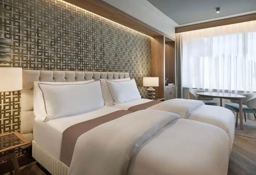 هتل The Westin Madrid Cuzco