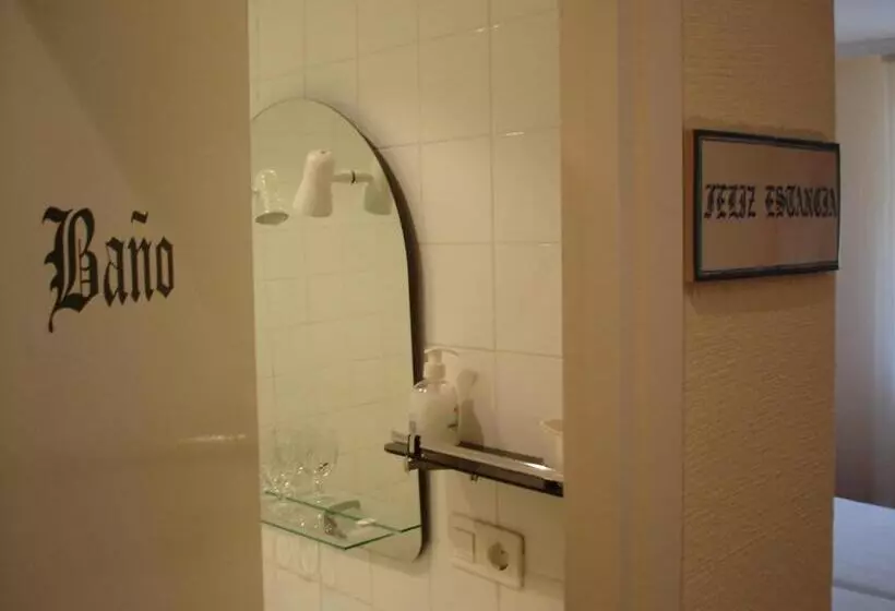 فندق Tierra De Campos