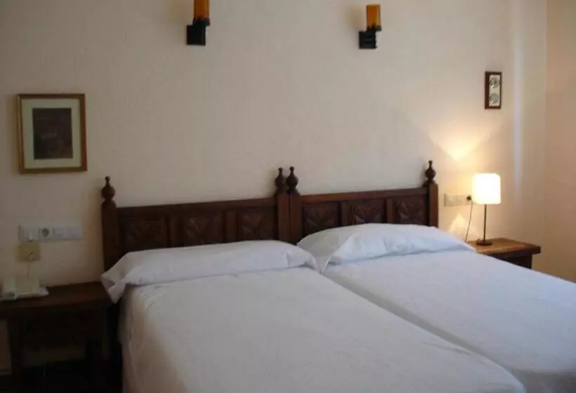 فندق Tierra De Campos