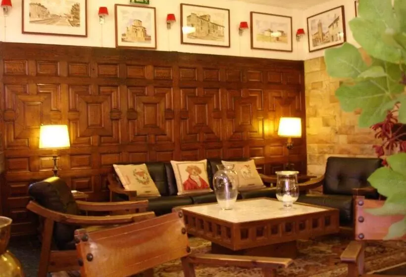 فندق Tierra De Campos