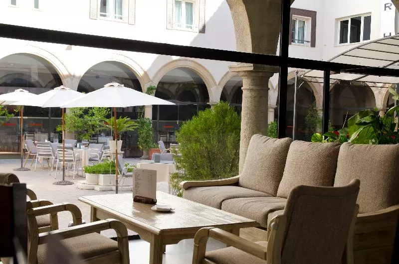 Hotelli Trh Ciudad De Baeza