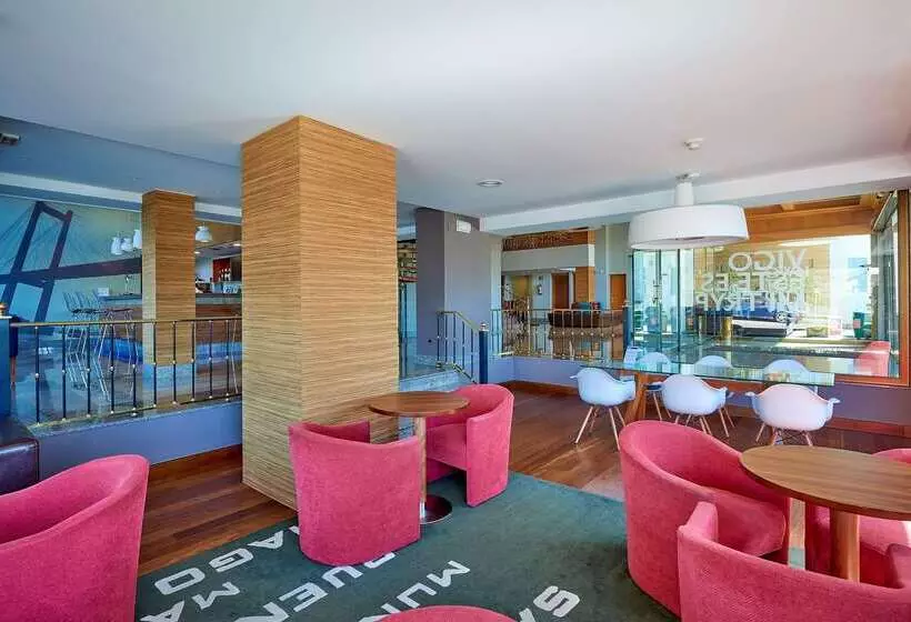 ホテル Vigo Los Galeones Affiliated by Meliá