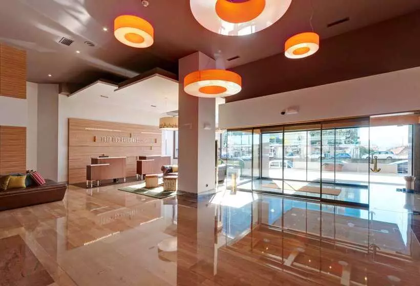 ホテル Vigo Los Galeones Affiliated by Meliá