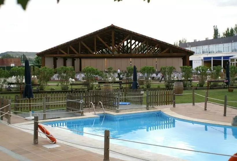 هتل Rey Sancho Palencia