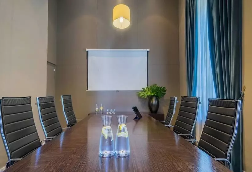 Ac Hotel Ciudad De Sevilla By Marriott