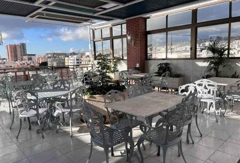 ホテル Atlantico Centro