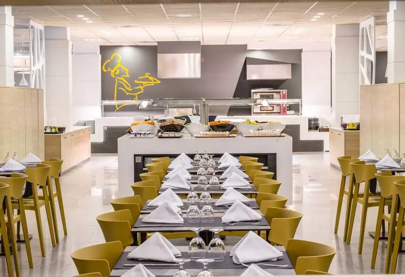 Отель California Garden