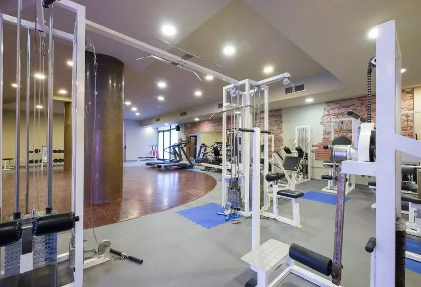 Отель California Garden