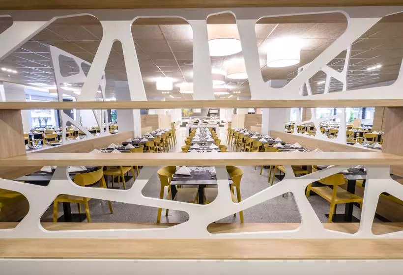 Отель California Garden