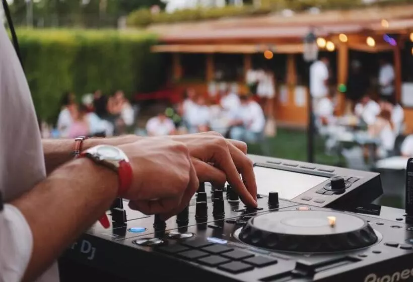 Отель Doña Carmen