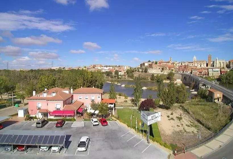 Отель Doña Carmen