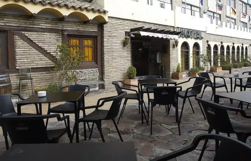 Отель El Aguila