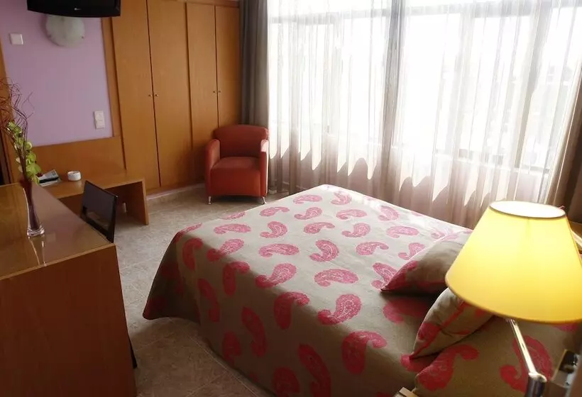 Отель El Aguila