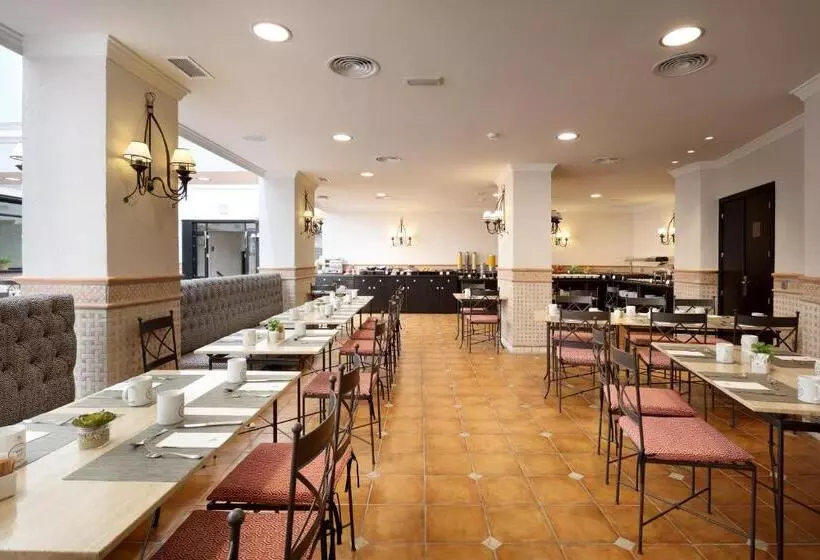 هتل Eurostars Regina