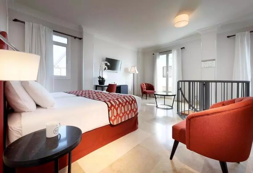 هتل Eurostars Regina