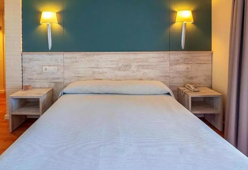 ホテル Golden Donaire Beach