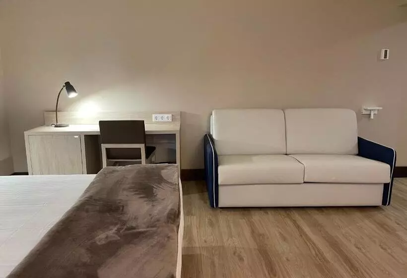 هتل Maria Cristina