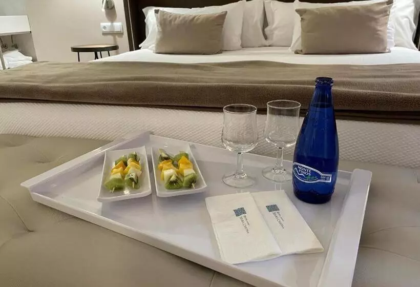 هتل Maria Cristina