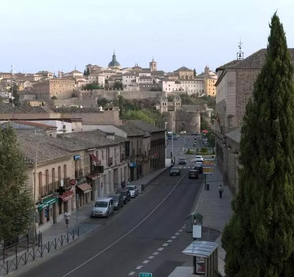 هتل Maria Cristina