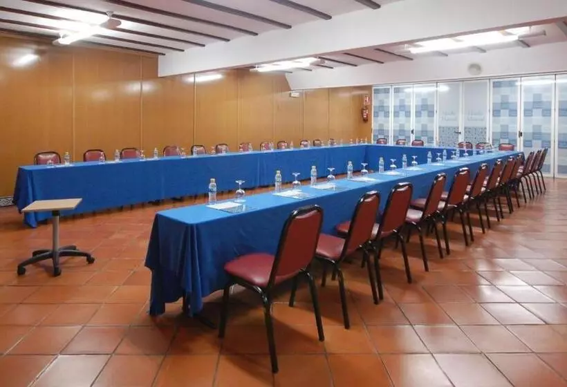 هتل Maria Cristina