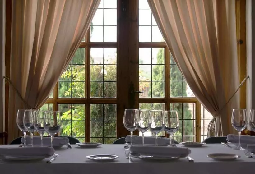 هتل Maria Cristina