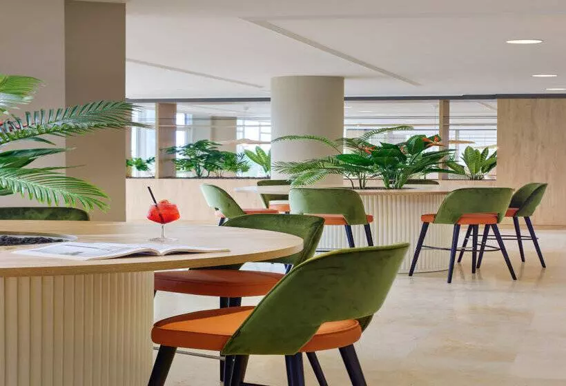 Отель Meliá La Palma