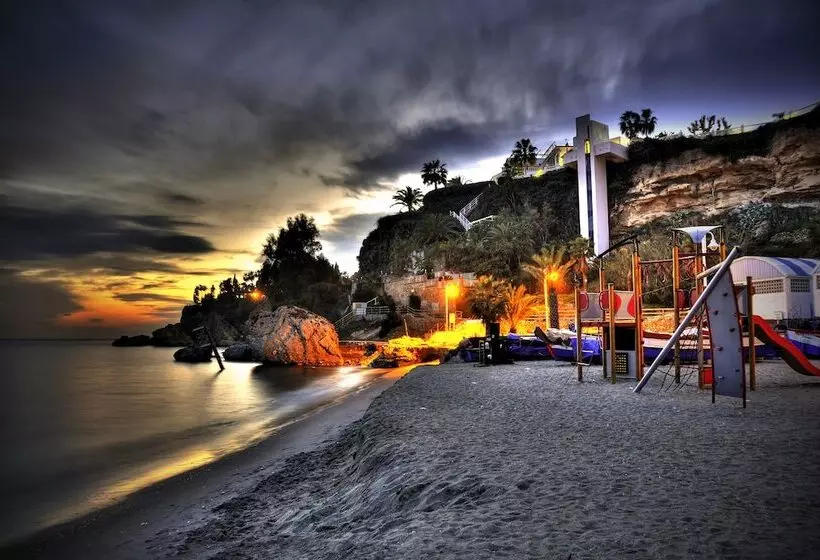 ホテル Nerja Club By Dorobe