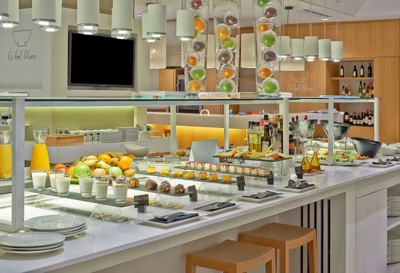 בית מלון כפרי NH Collection Villa De Bilbao