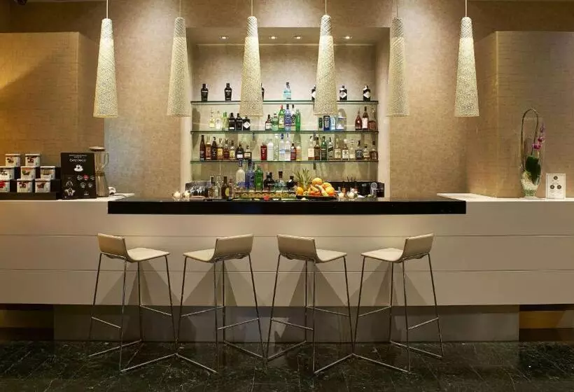 בית מלון כפרי NH Collection Villa De Bilbao