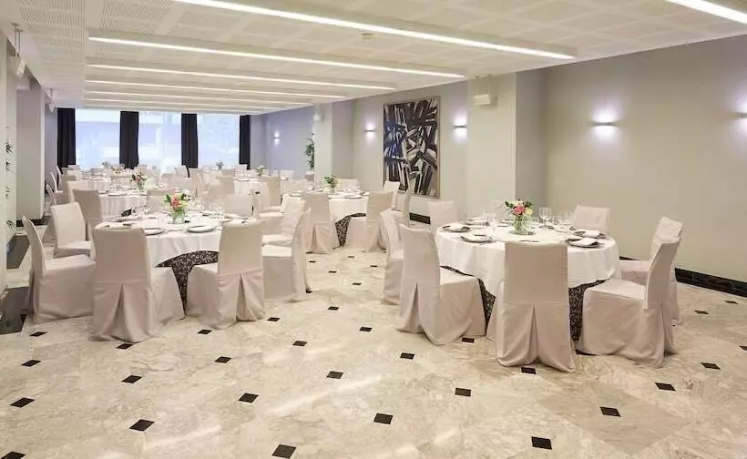 בית מלון כפרי NH Collection Villa De Bilbao