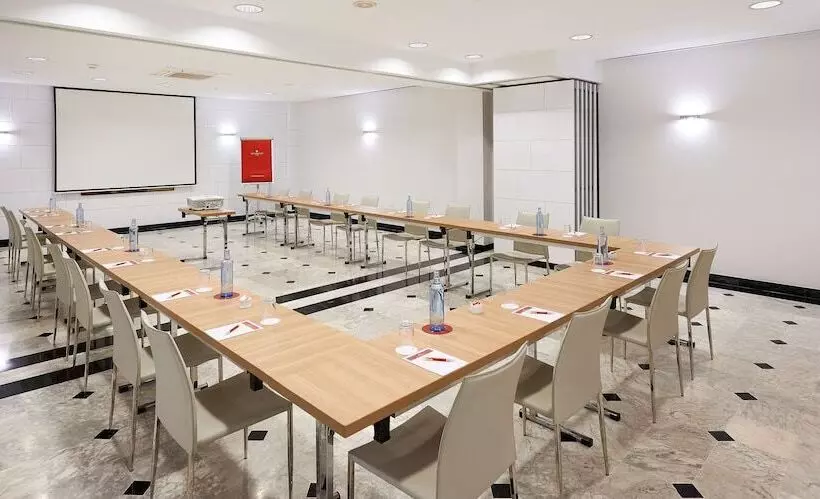 בית מלון כפרי NH Collection Villa De Bilbao